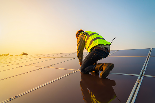 solar panel repair